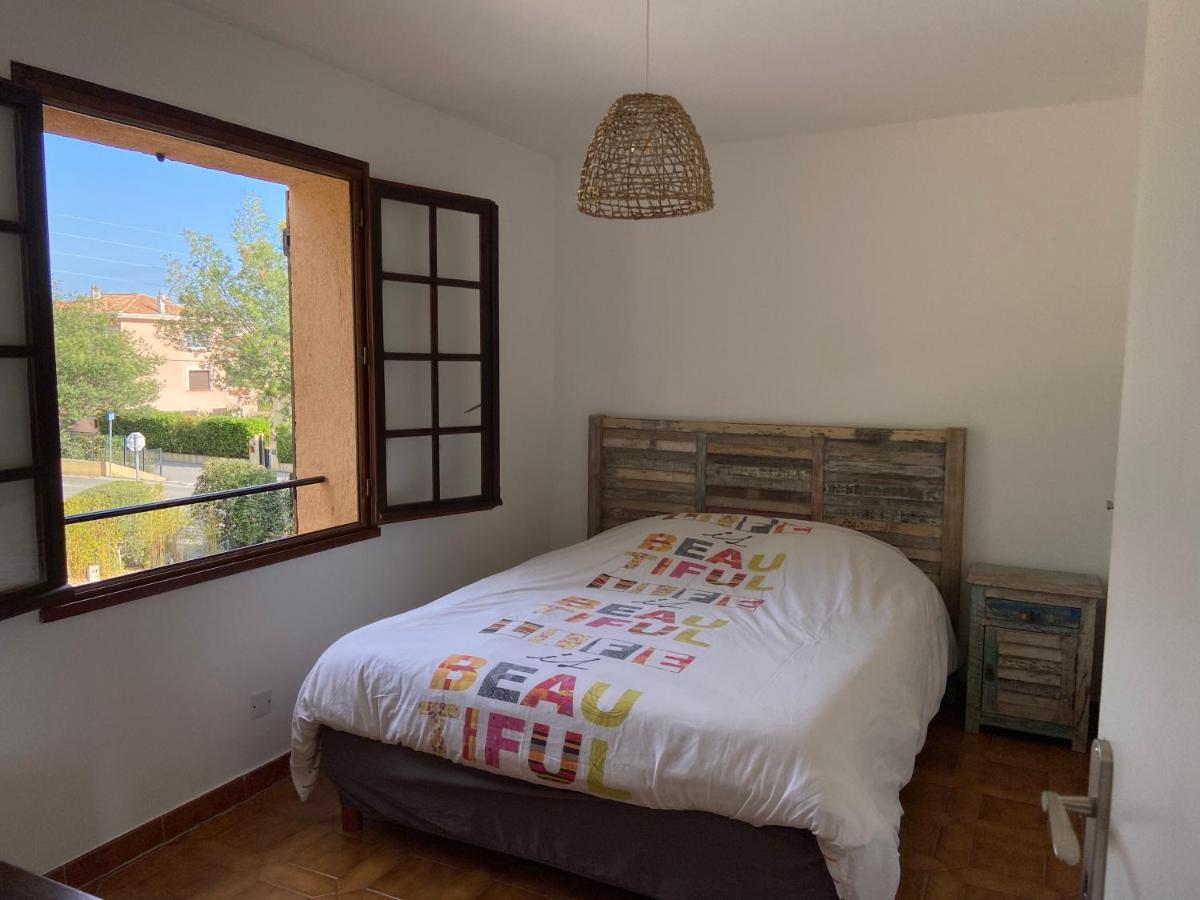 Appartement de vacances au calme absolu, vue mer. Saint Aygulf Extérieur photo